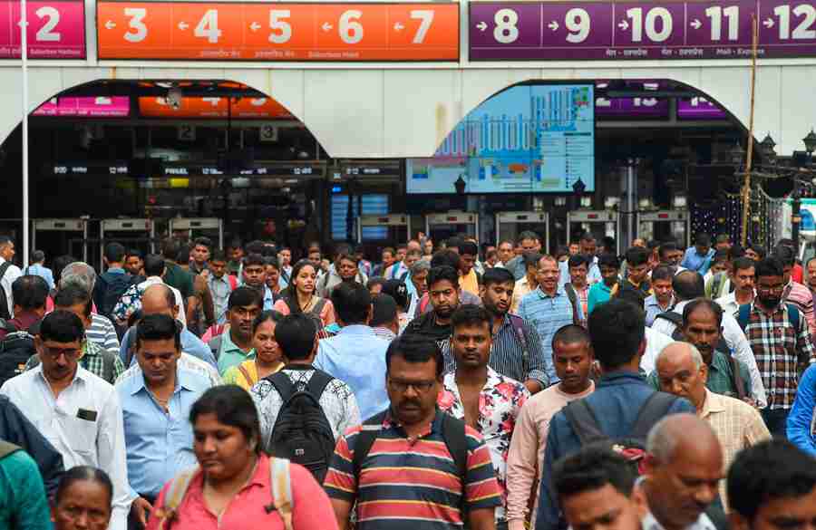 Población de India superará este año a la de China, según la ONU