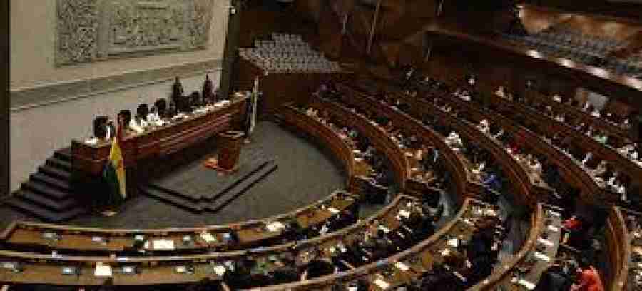 El Gobierno sube el tono contra la Asamblea y dice que está secuestrando la economía