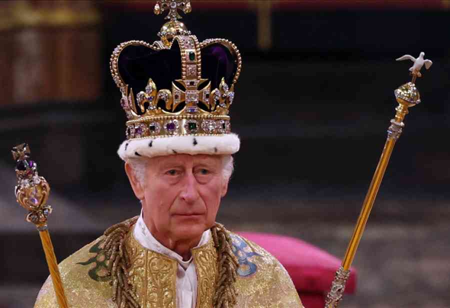 Carlos III fue coronado en una histórica ceremonia en Londres
