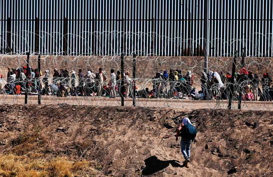 Cuenta regresiva para los migrantes en la frontera entre EEUU y México