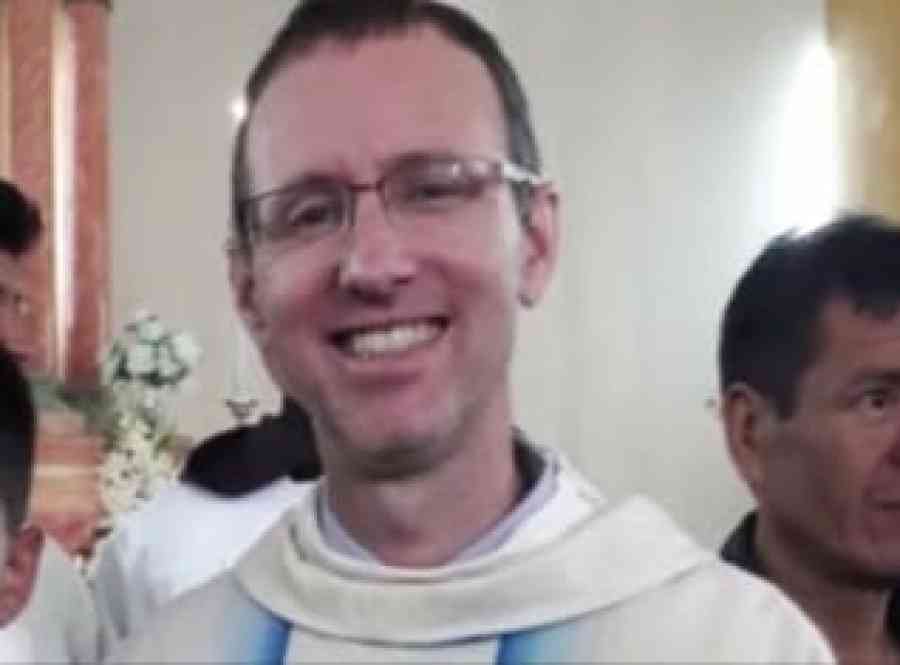 Fiscalía imputa al padre Garvin Grech por encubrir a Murillo
