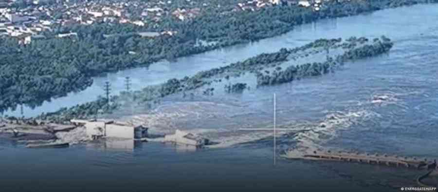 Ucrania y Rusia cruzan acusaciones sobre explosión en presa