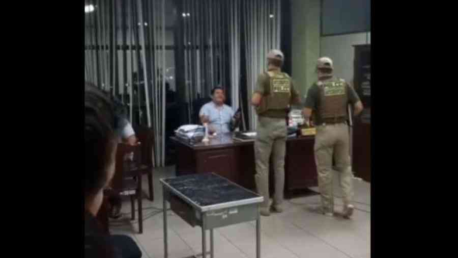 Escándalo: aprehenden al juez del caso narcovuelo y denuncian amedrentamiento