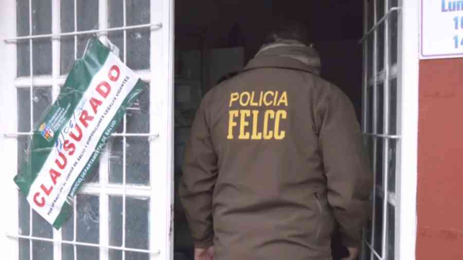 Fiscalía emite orden de aprehensión contra la odontóloga que realizó una ‘minilipo’