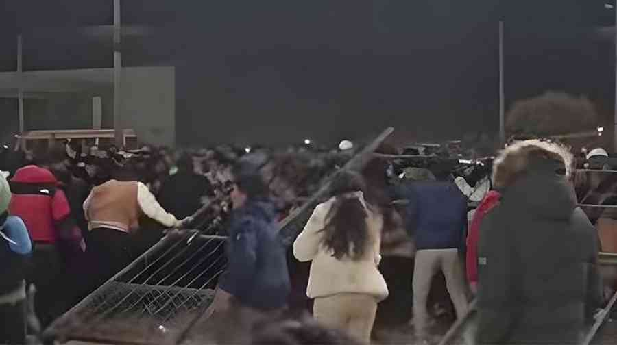 Estampida durante concierto deja una fallecida y siete heridas en Sucre