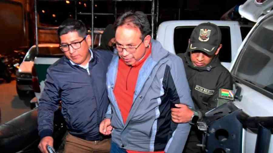 Valda va a la cárcel por ‘coimas’ y en Sucre lo denuncian por seis obras