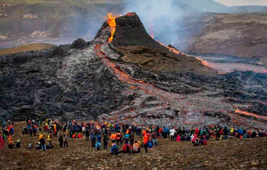 Una serie de sismos sacude Islandia, posible preludio de erupción volcánica