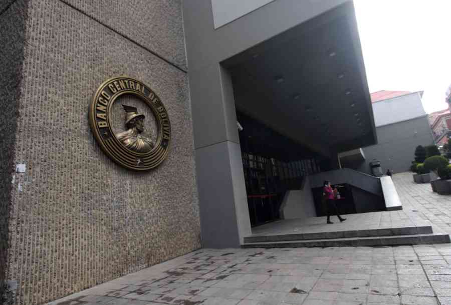 Las RIN llegaron a $us 3.158 millones hasta abril, $us 380 millones menos que en febrero