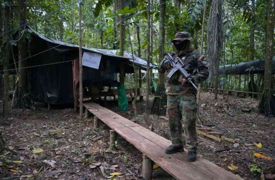 Destruyen siete laboratorios de droga en Chapare y el Tipnis; los narcos tenían un altar para San Jorge