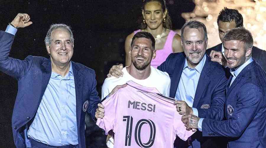 Lionel Messi es aclamado por su nueva afición del Inter Miami