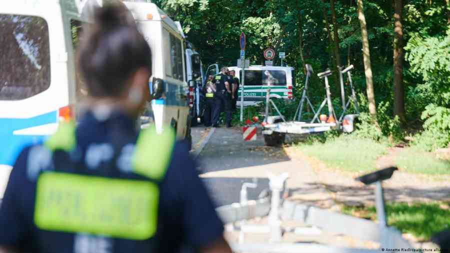 Berlín refuerza búsqueda de presunto "felino" escapado