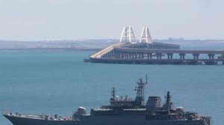 Ucrania ataca barco petrolero ruso en plena tensión en el mar Negro
