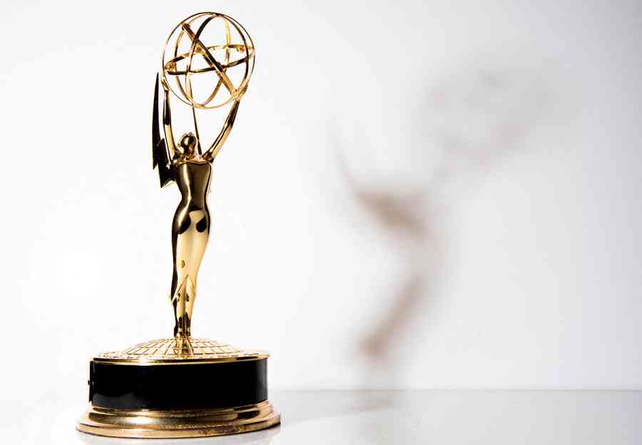 Premios Emmy se postergan cuatro meses por huelgas en Hollywood