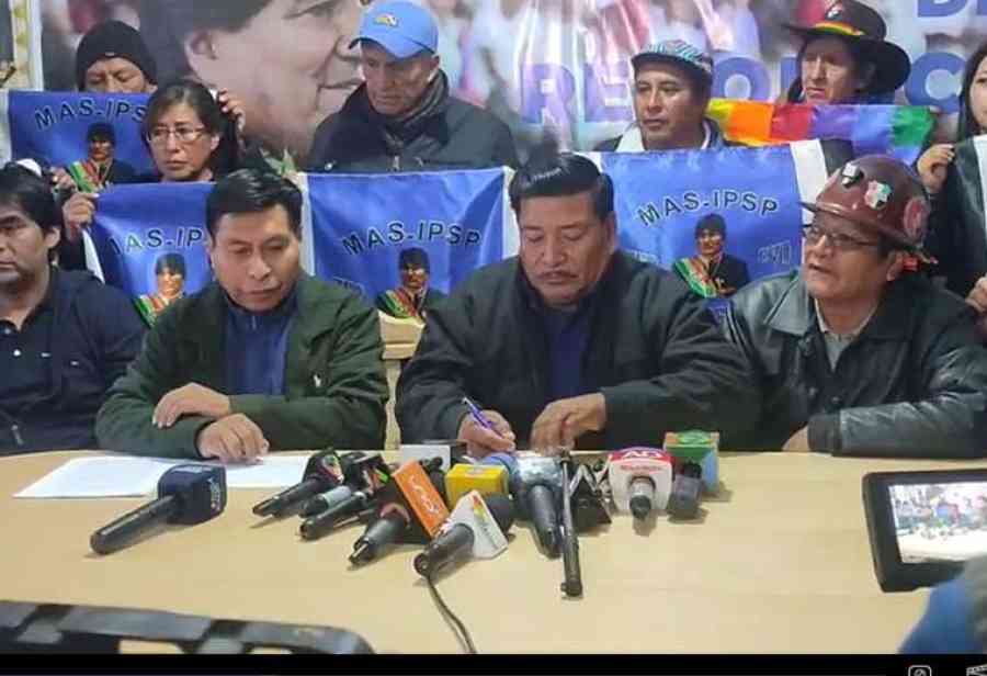 Tras anuncio de juicio, dirección del MAS amenaza con movilizaciones y Evo teme ser inhabilitado