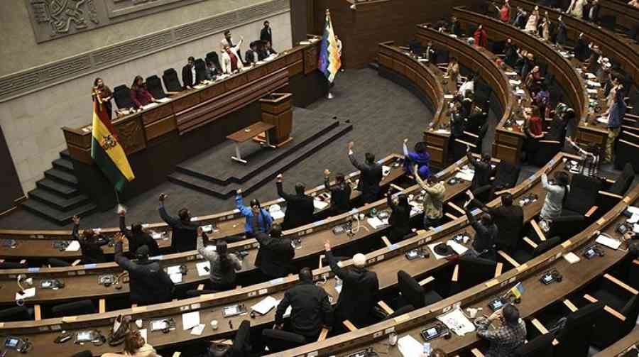 Legisladores desahucian las judiciales y piden buscar una salida constitucional