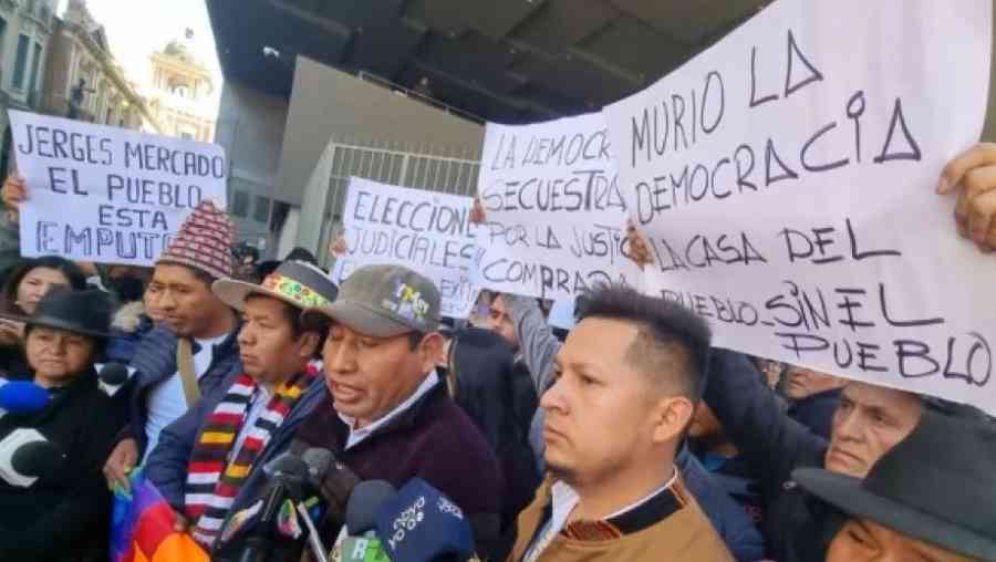 Pacto de Unidad "evista" advierte con convulsionar el país