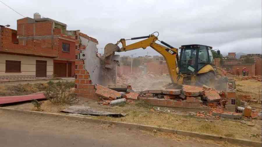 La Alcaldía recupera terrenos avasallados en Tarija