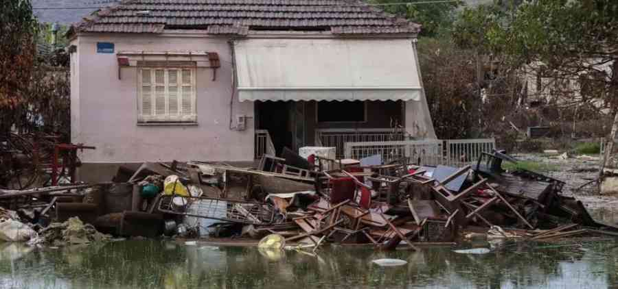 Rescatan a miles en Grecia por nuevas inundaciones