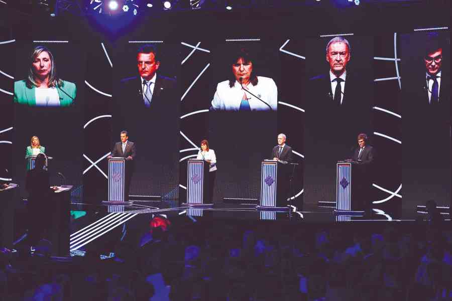 Candidatos a la presidencia de Argentina chocan en propuestas económicas