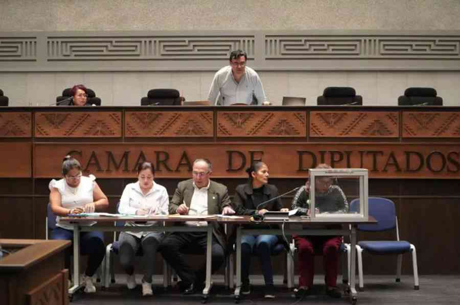 Diputados aprueba la ley que regula el uso de manillas electrónicas en casos de violencia
