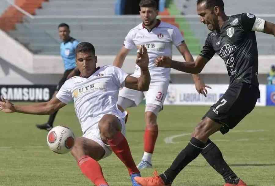 Gran victoria de Tomayapo (1-0) sobre Universitario