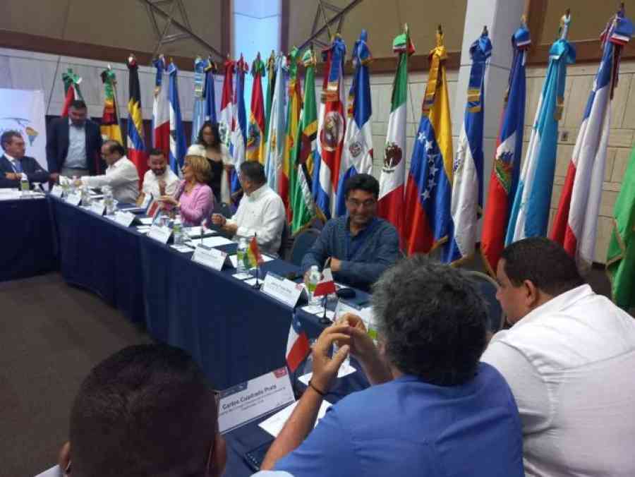 Alcaldes buscan agilizar la cooperación internacional