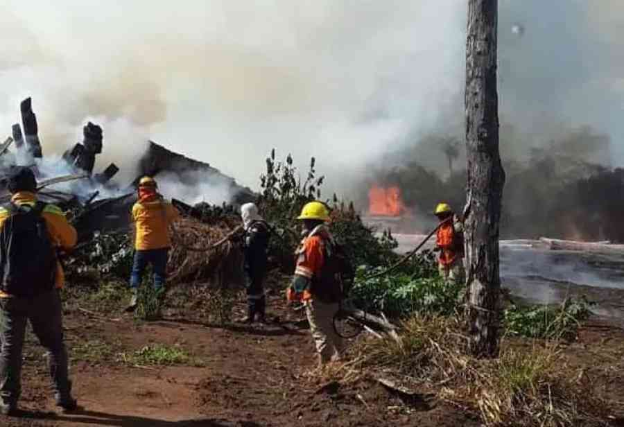 Chile envía ayuda humanitaria a Bolivia para la lucha contra los incendios