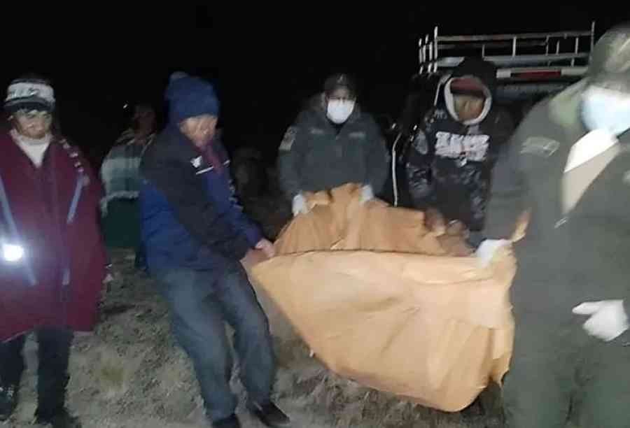 Investigan la muerte de una mujer hallada estrangulada y maniatada