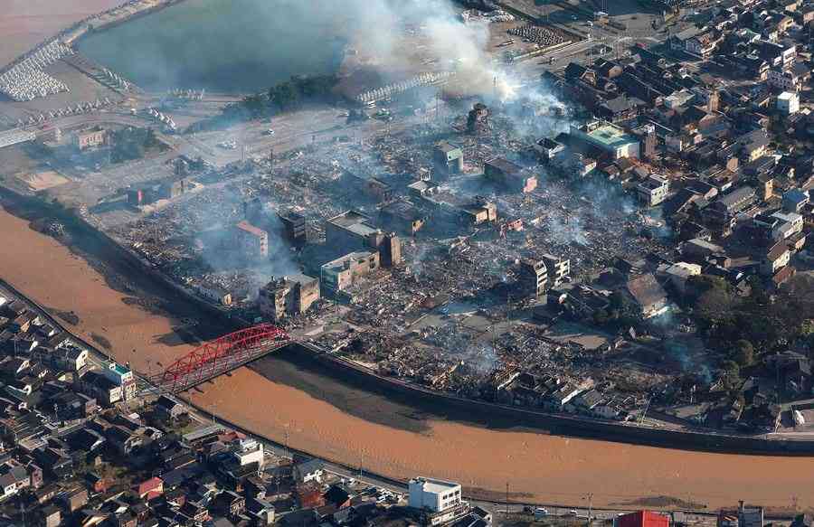 Al menos 48 muertos por los terremotos en Japón