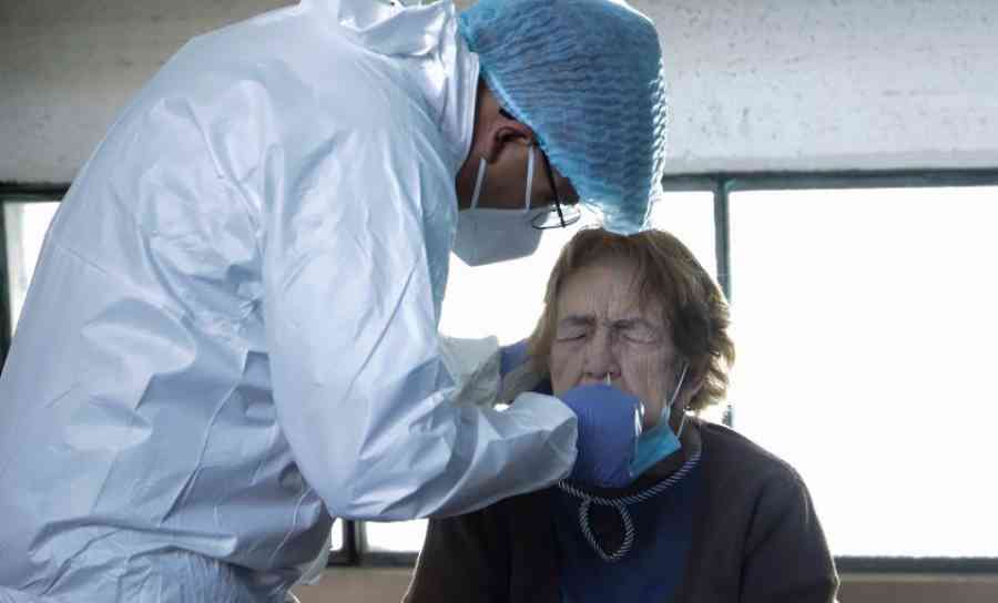 Salud mantiene vigilancia genómica para detectar nuevas variantes de COVID-19