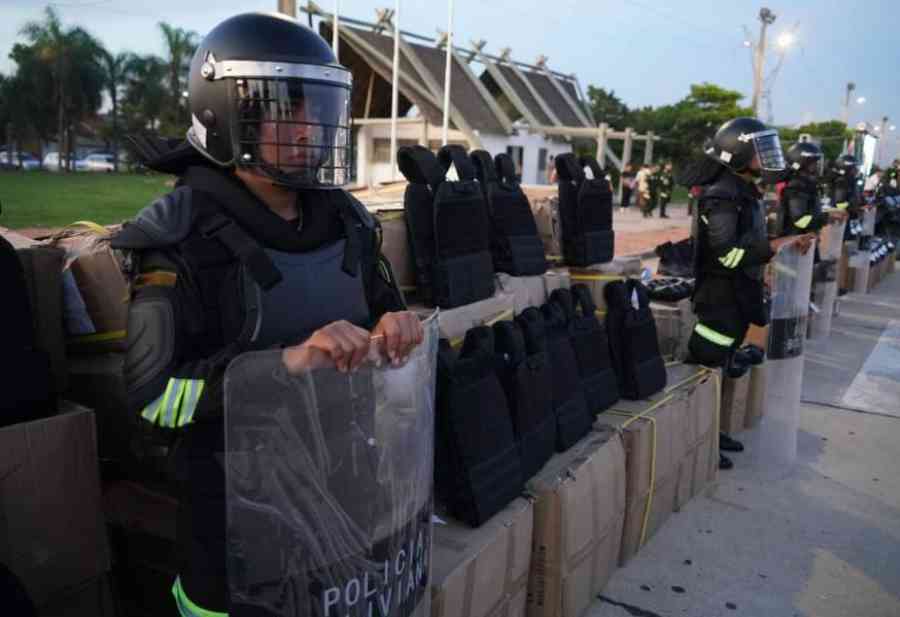 La Policía Boliviana incorpora a 1.832 nuevos efectivos en todo el país