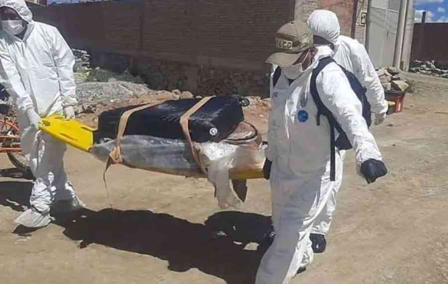 Abandonan una maleta con un cadáver en un predio baldío de Oruro