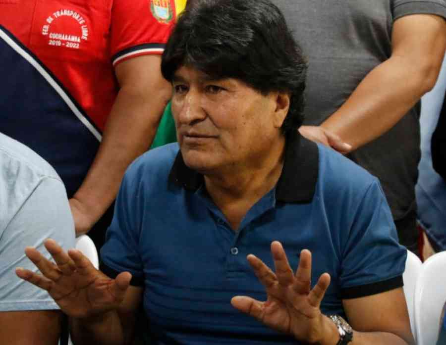 Evo advierte de ‘contradicciones’ en el Gobierno sobre su postulación a la Presidencia