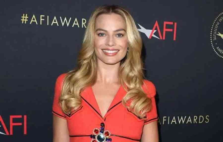Margot Robbie anuncia que se retira de la actuación