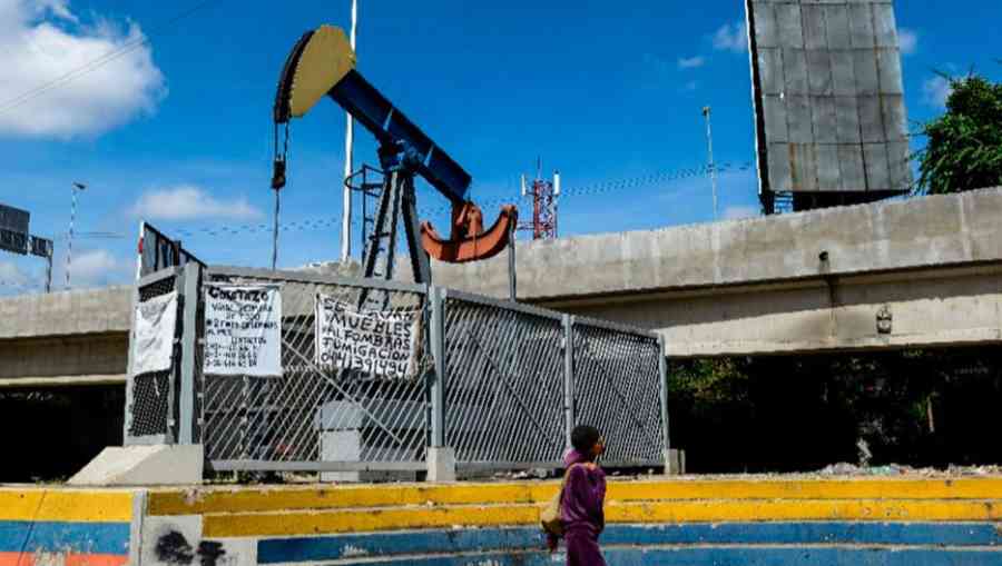 EEUU anuncia que reactivará sanciones al petróleo y gas de Venezuela