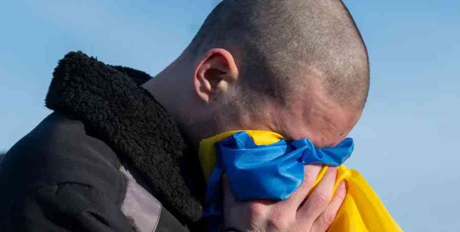 Rusia y Ucrania canjean cientos de prisioneros de guerra