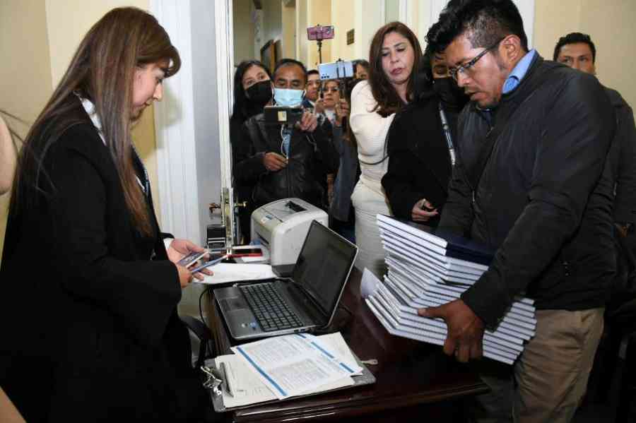 De 715 postulantes, 340 continúan en carrera a las elecciones judiciales