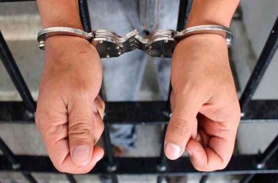 Va preso por lanzar a su novia del segundo piso en Tarija