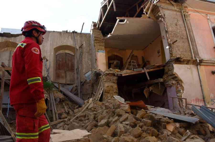 Una vivienda patrimonial se derrumba en pleno centro de La Paz