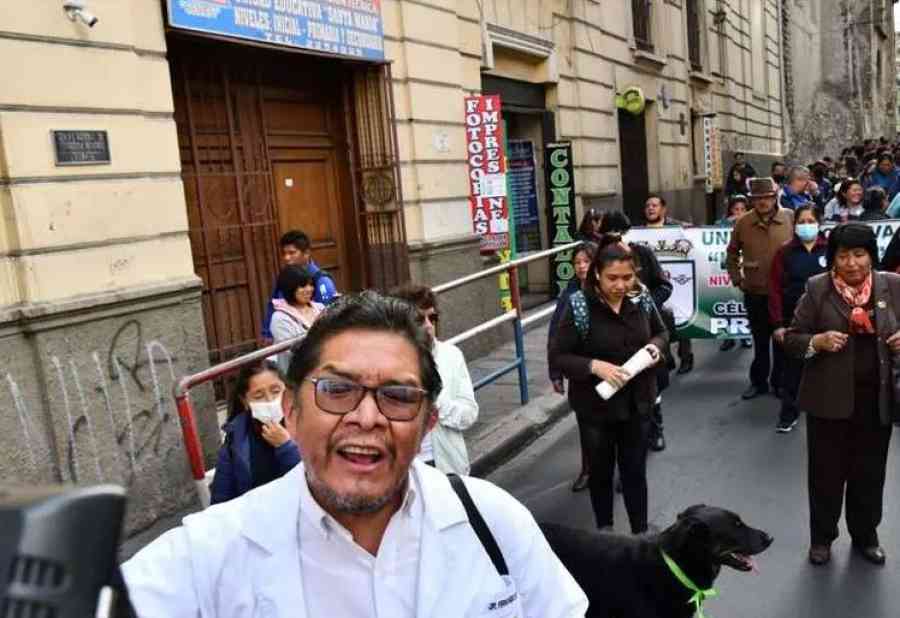Profesionales de salud piden, otra vez, reunirse con el presidente Luis Arce