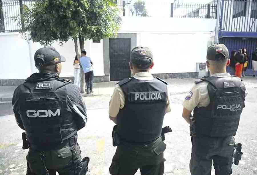 Bolivia y al menos otros tres países ‘congelan’ las relaciones con Ecuador