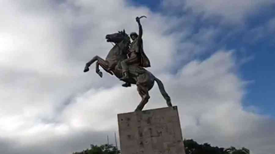 Con ofrendas florales, autoridades conmemoran el 207 aniversario de la Batalla de La Tablada