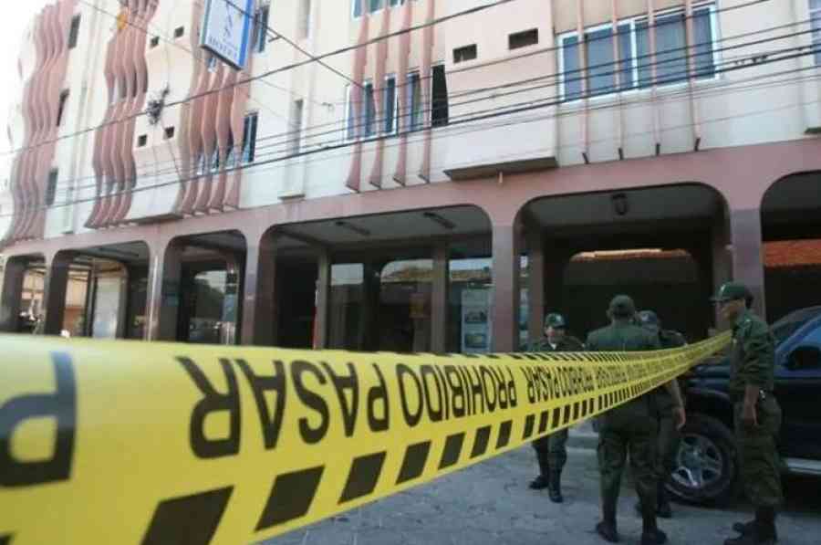 Caso terrorismo: Quintana dice que Arce apoya a “terroristas” y que en el Hotel Las Américas "se hizo lo correcto"