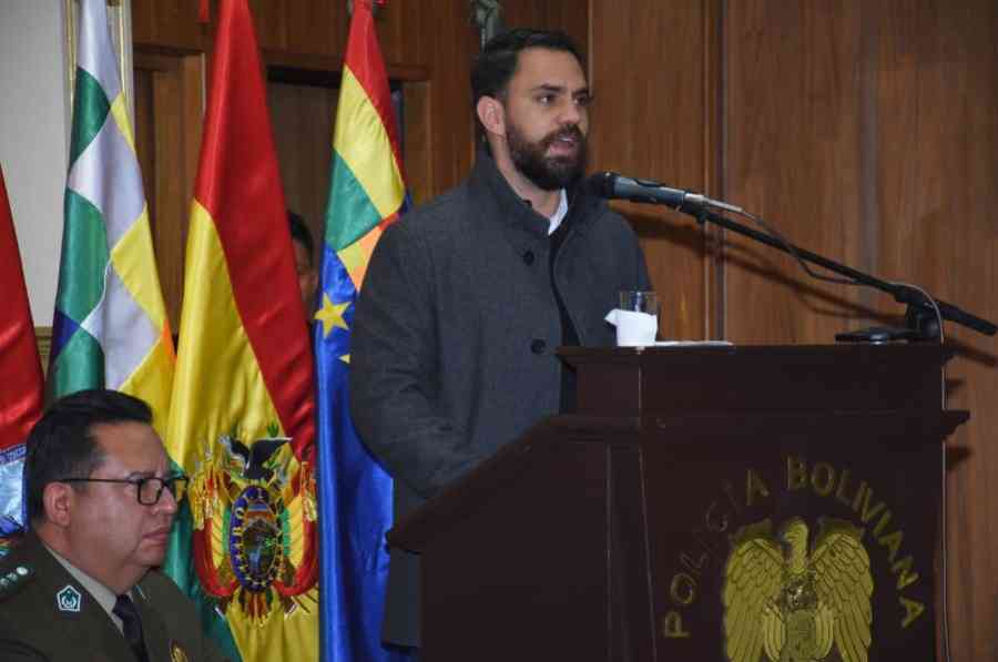 Del Castillo denuncia que Nállar ordenó matar policías en el motín de Chonchocoro