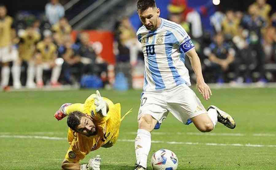 Argentina inicia con éxito la defensa del título