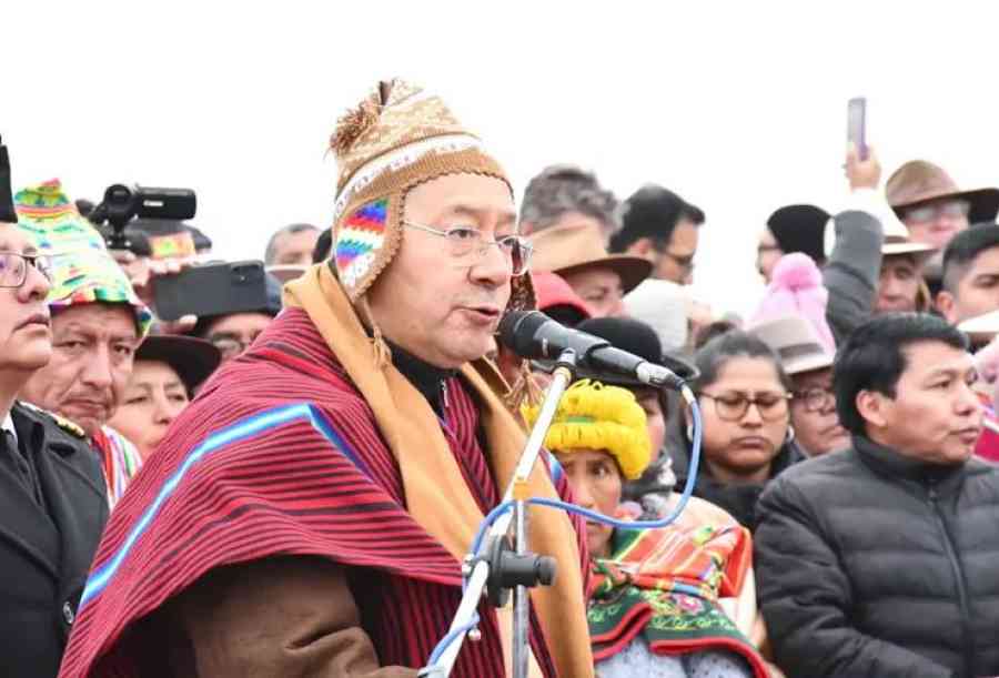 “Paz, tranquilidad y mayor producción”, entre los pedidos de Luis Arce en Tiwanaku