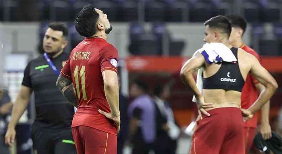 Bolivia pierde 2-0 ante EEUU en su debut en la Copa América 2024
