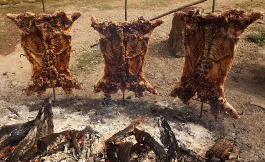 Prepararán el plato de chancho a la cruz más grande del mundo y lo regalarán a los asistentes