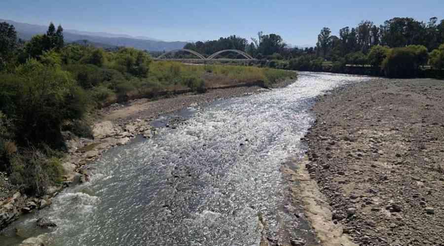 Hallan a una mujer tirada a orillas del río Guadalquivir en Tarija