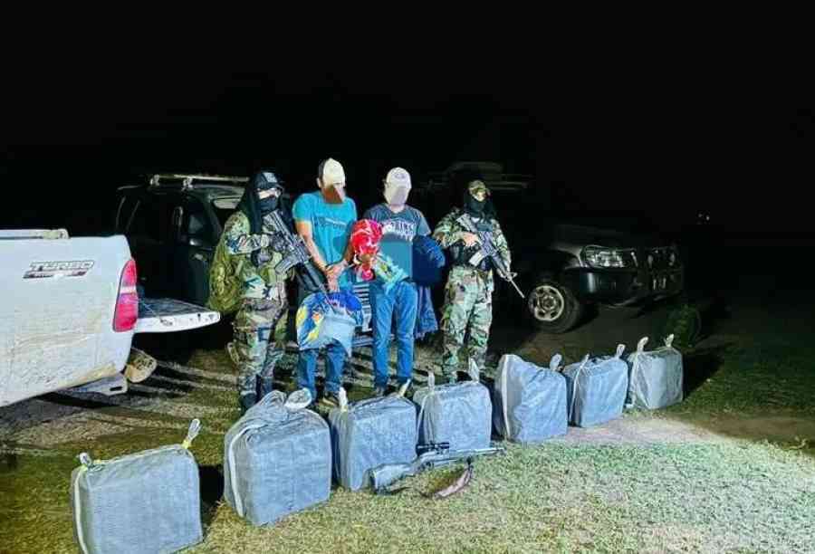 Beni: confiscan 226 kilos de cocaína en una pista clandestina en Santa Rosa